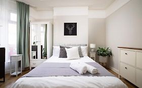 Beautiful Private Room In North London